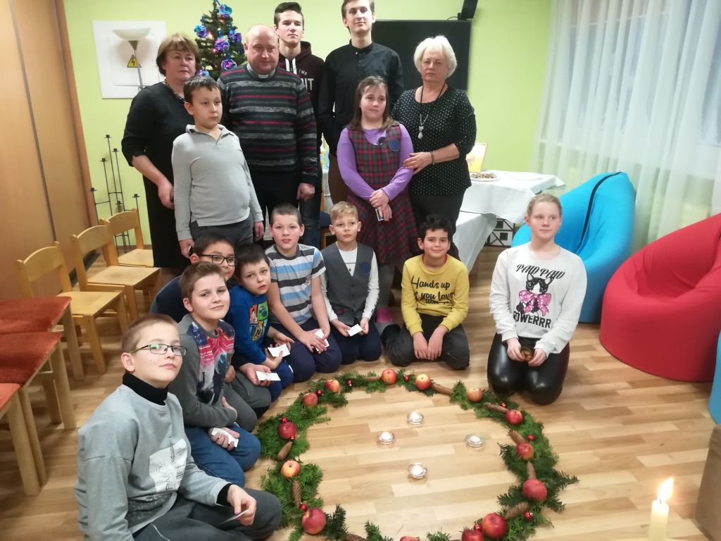 ADVENTO PRISIMINIMAI