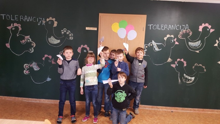 SU PAUKŠČIAIS PLASNOJANTI TOLERANCIJOS DIENA